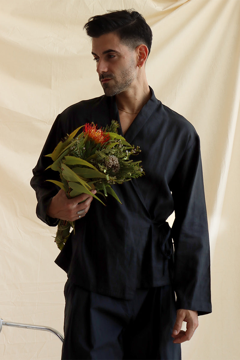 Wrap Tie-Up Linen Shirt In Black