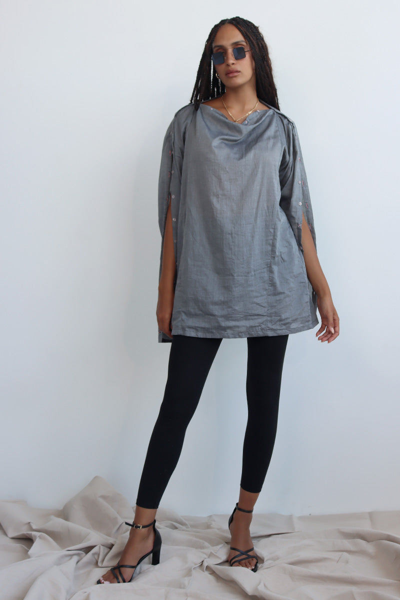 Be Cowl Shirt in Grey