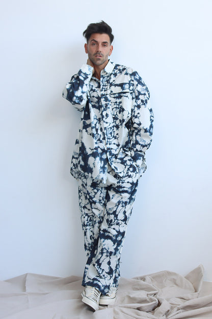 To Dye For – Kombiteil in Indigo-Batikoptik