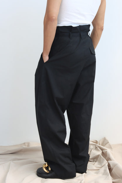 unisex paper-bag waist pant with wide leg and tie up
