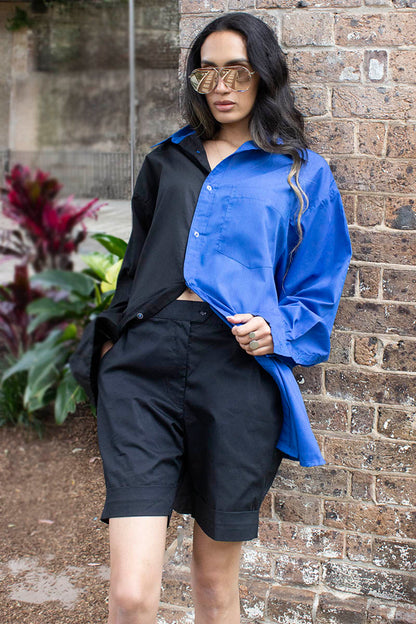 An easy fun short for the summer that is as versatile as it comes. Fitting to the a varying range of size, the short is your perfect summer staple. A tailored front gives it a polished look while the elasticated back sits it perfectly at your waist. The mid thigh length with an overturned cuff gives it an easy summer vibe. Wear it on the go or after a swim to go from beach, to bar to brunch. Style it with our Light shirt or Midnight Shirt and easy slides.